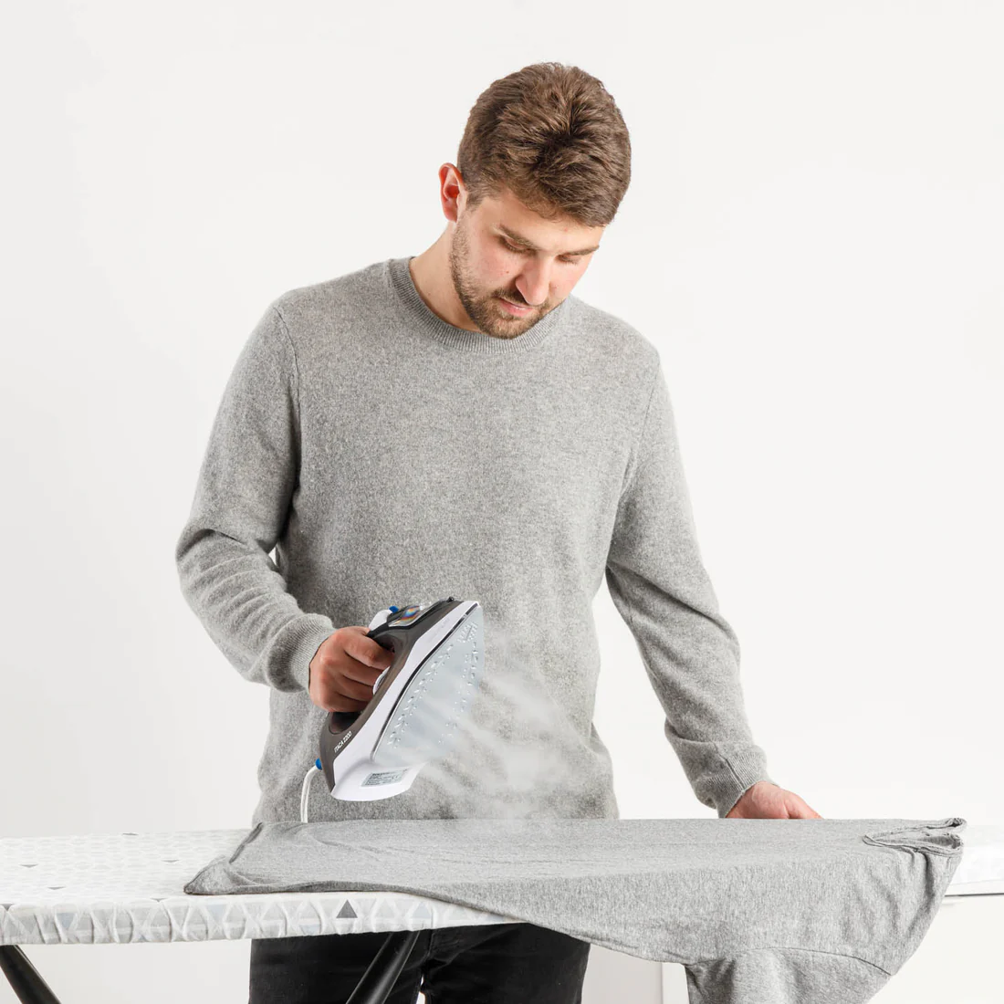 Ferro Taurus Itaca 2200 (2200W | 110g/min) - Imagem 3